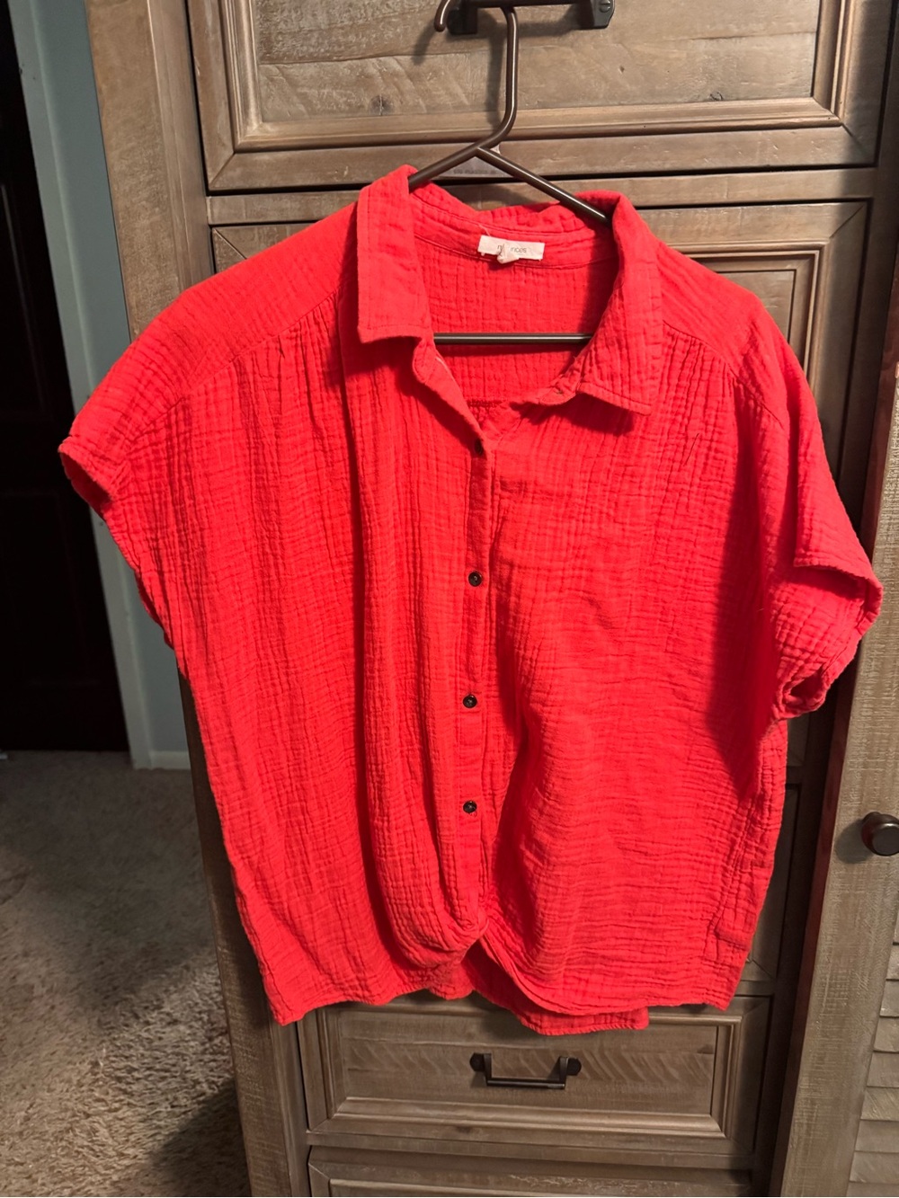 Maurices Bright Red Short-Sleeve Textured Button-Up Top